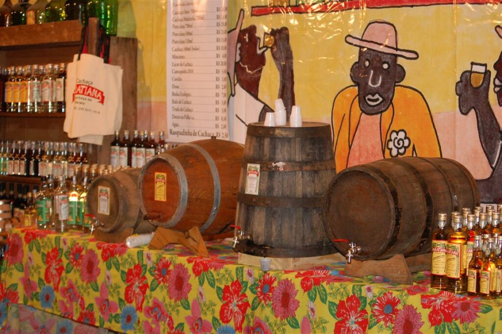 Festival da cachaça cultura e sabores de paraty