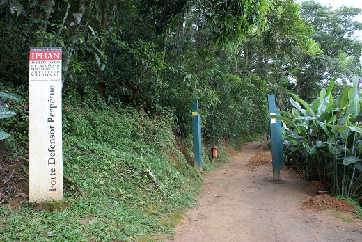 Morro do forte em Paraty